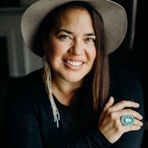 Meet your Posher, Lydia